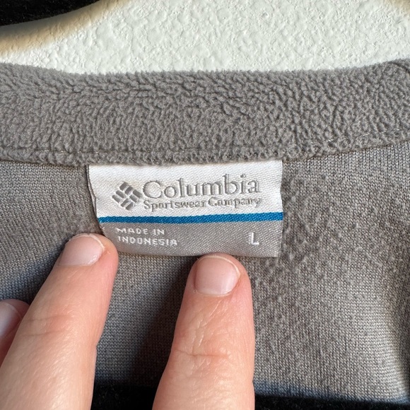 Columbia women's Zip-Up Sweater in Gray - Picture 2 of 4